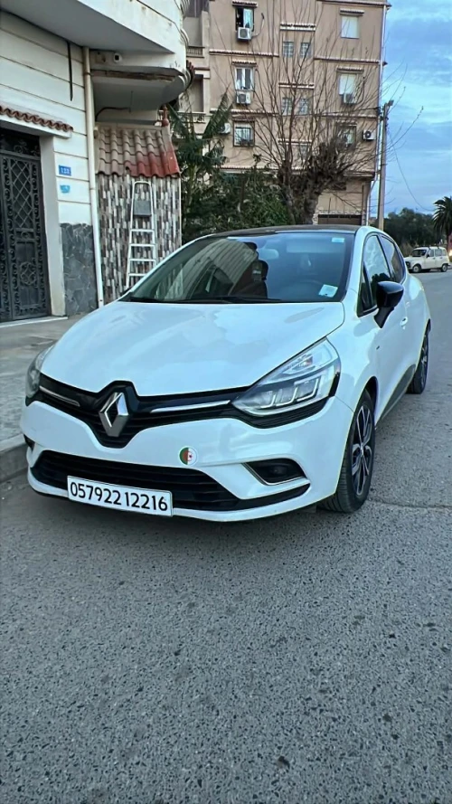 Renault Clio 4 2022 Limited 2