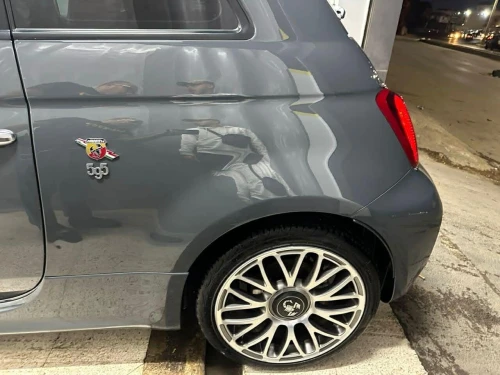 Fiat 500 2021 Abarth