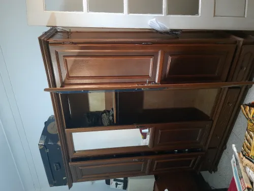 Armoire en bois