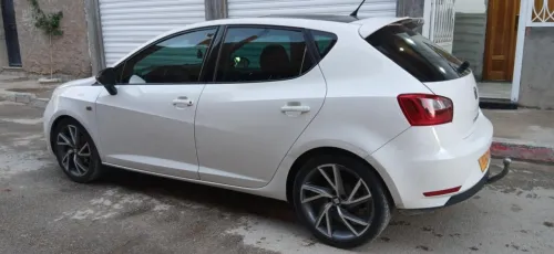 Seat Ibiza 2015 Black Line