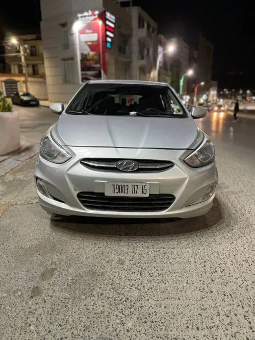 Hyundai Accent RB  4 portes 2017 coupé