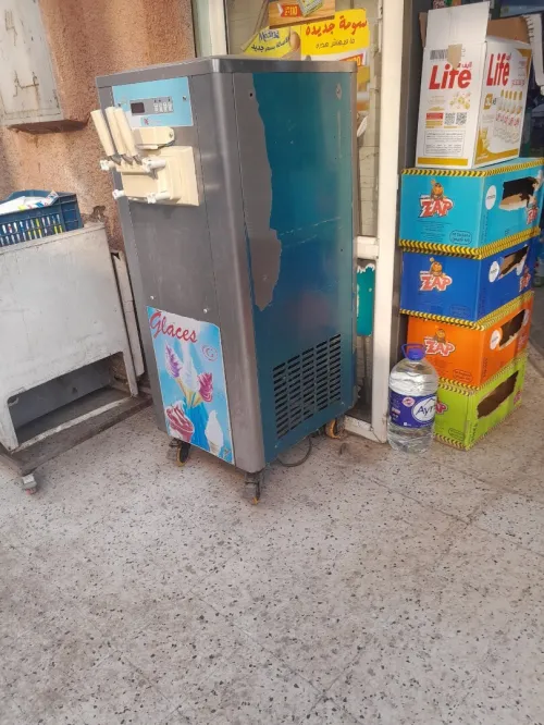 MACHINE À Créme Glacée