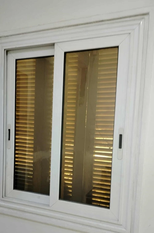 Fenêtre en aluminium  