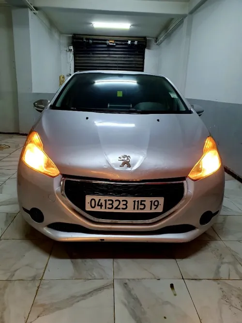Peugeot 208 2015 Access
