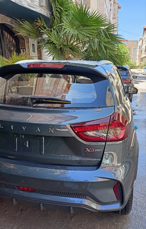 Geely GX3 PRO  2026 Livan gris version international 2026