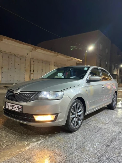 Skoda Rapid 2015 Edition