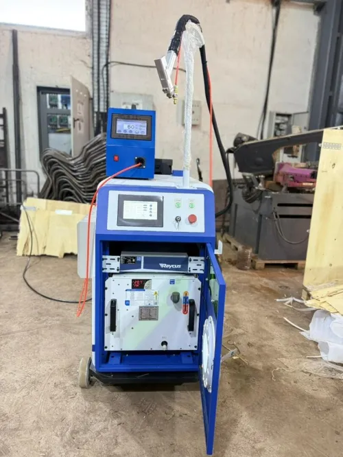 Postes à souder fibre laser 1500W