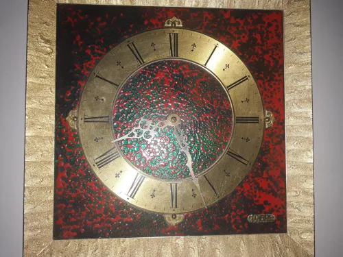 Horloge murale Suisse