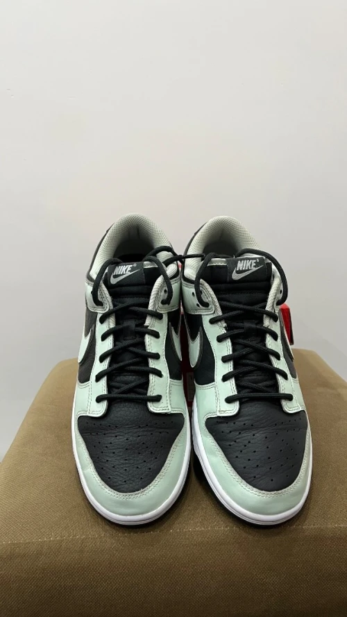 Nike dunk low retro prm en très bon état 