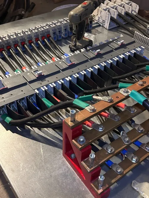 cablage et conception des armoires electrique