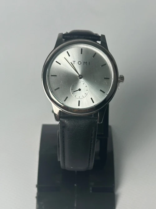 Montre tomi