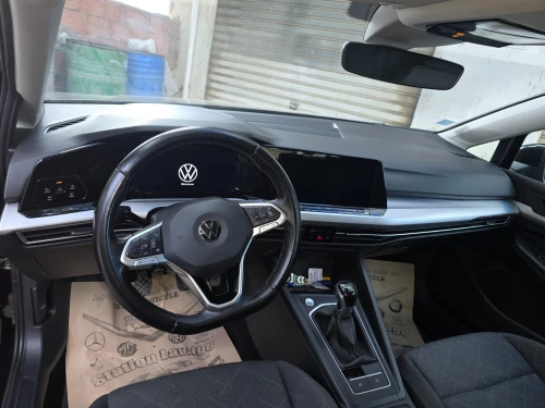 Volkswagen Golf 8 2021 Life Plus