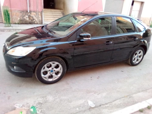 Ford Focus 5 portes 2011 Focus 5 portes