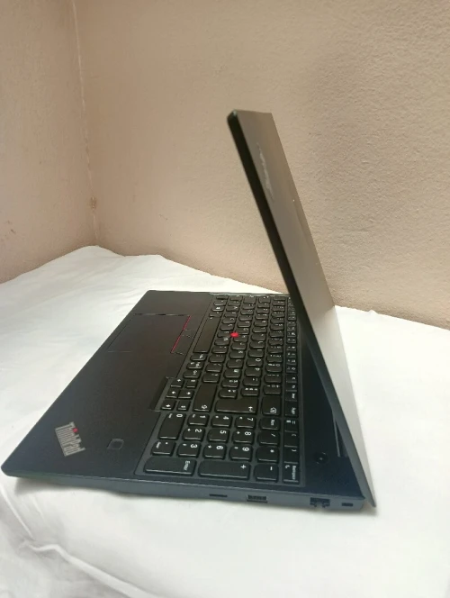 Lenovo E580