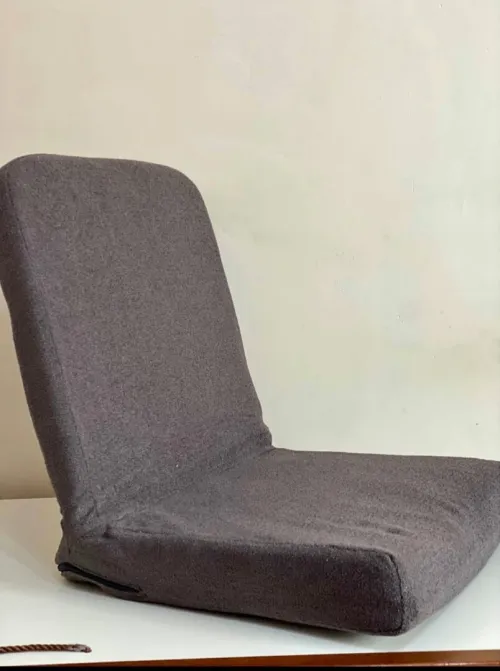 Chaise pliable. كرسي أرضي