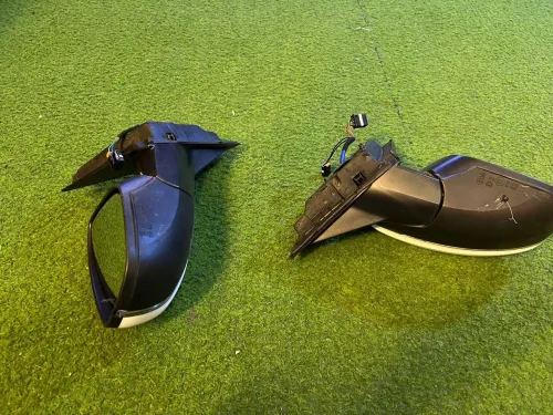 Vente rétroviseur ,feux arrière et air bag 