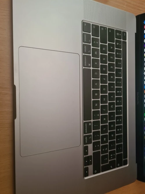 macbook pro 2019 16 pouce full bypass MILLIEUR PRIX 