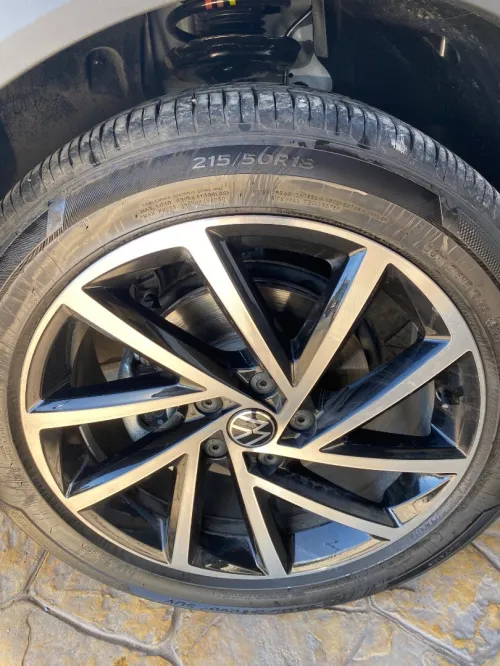 Volkswagen T-Roc 2025 R-Line 