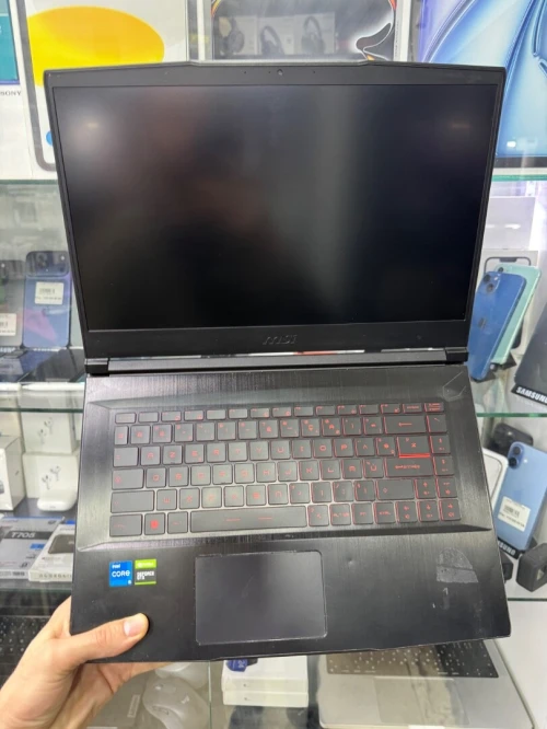 MSI GF63 Thin i5 11400H 16Go 512Go SSD GTX 1650 4Go DDR6