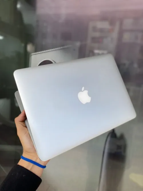 MacBook Pro retina 2013  i7 double coeur  16Gb/512Gb. État neuf