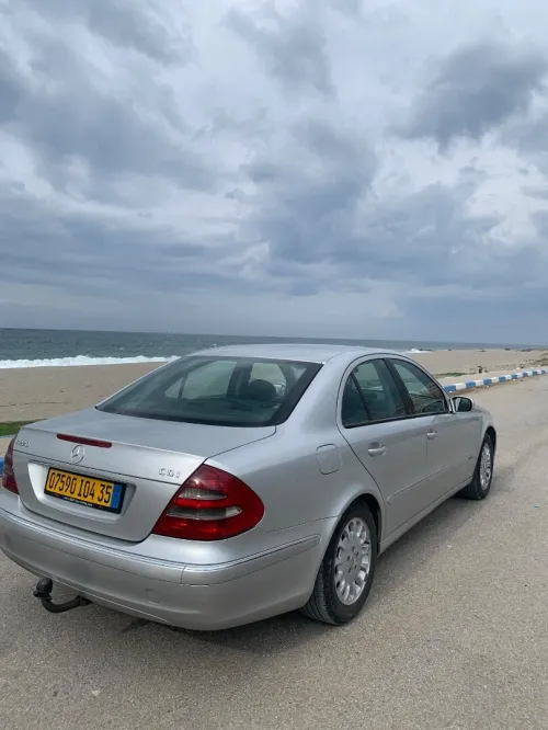 Mercedes Classe E 2004 E220