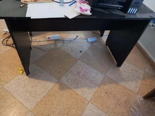 Lot mobilier de bureaux et informatique