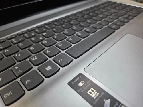 LENOVO IdeaPad 3 Intel Core i3-10110U 2.10Ghz 4G Ram / 512G SSD