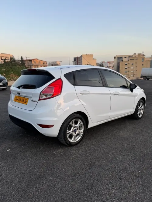 Ford Fiesta 2016 Trend Look