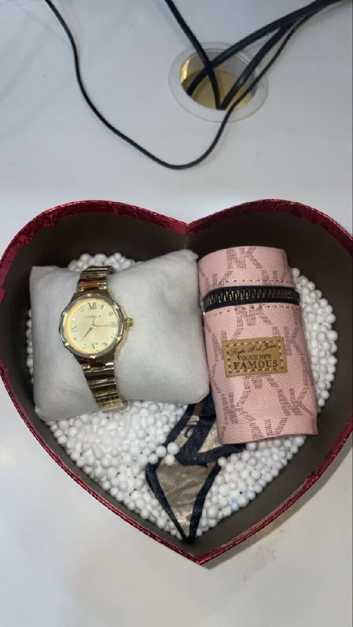 Coffret montre femme cadeau anniversaire Mohammadia Mall sous sol 
