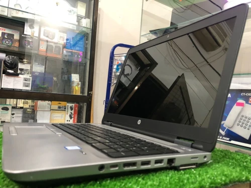 hp 850 G4 i5 7ème  8GB 256 SSD 15.6" 52000DA