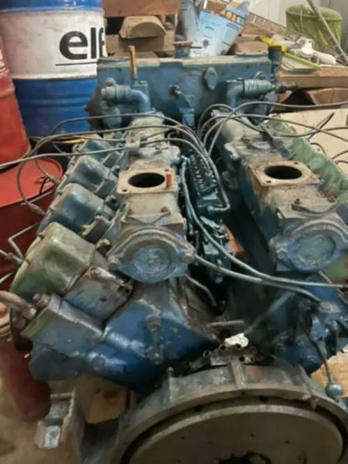 Moteur marin