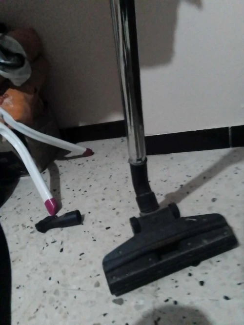 aspirateur BOMANN 700w