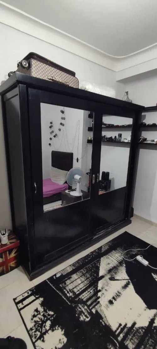 Armoire noir avec miroir deux portes 2m