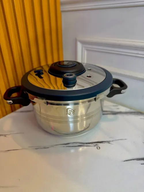 Cocotte minute bbf 8L  Livraison disponible