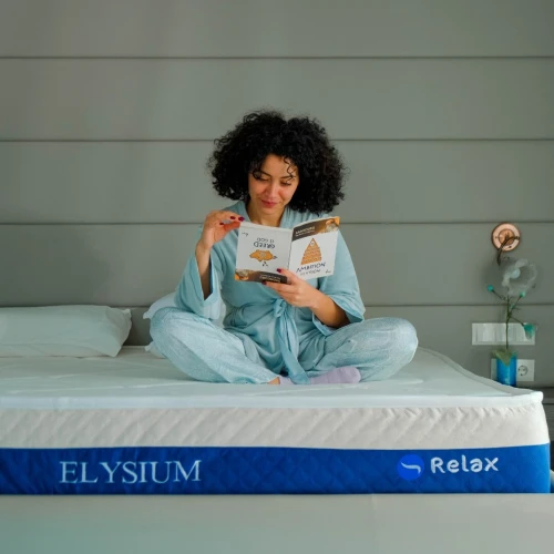 Matelas Elysium mémoire de forme avec couche D30