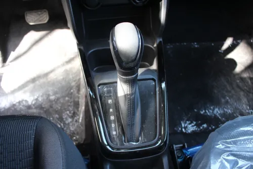 Suzuki Swift 2025 GLX