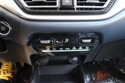 Suzuki Baleno 2025 GLX