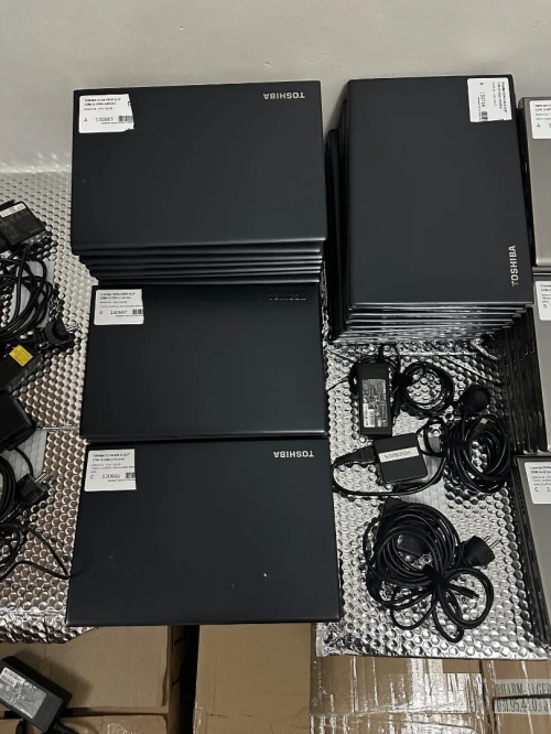Lot laptops TOSHIBA Tecra (Gros/Détails)