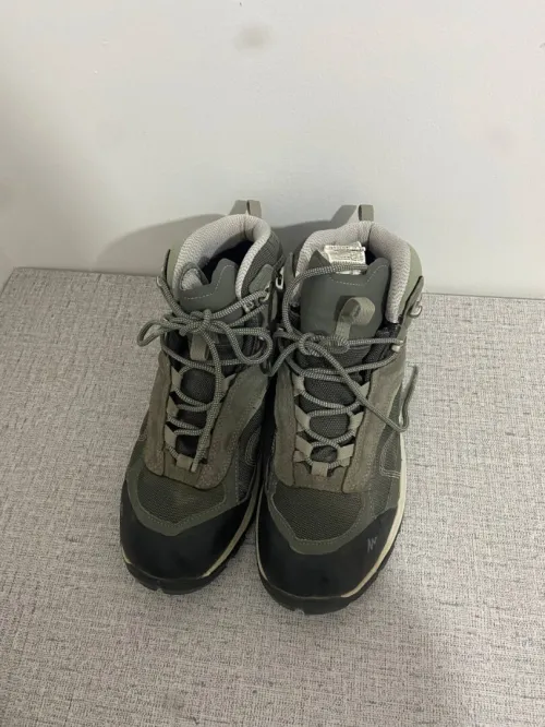 Chaussures de Randonnée Décathlon Homme Taille 42.