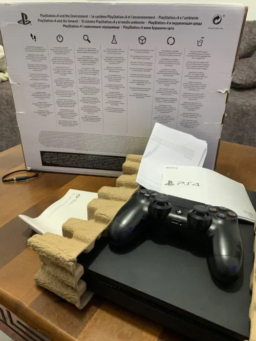 PS4 slim