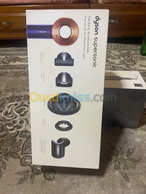 Sèche cheveux Dyson HD08
