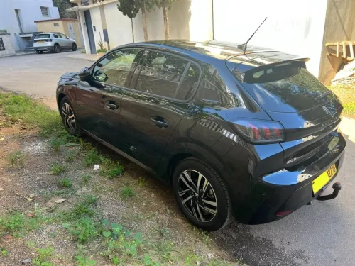 Peugeot 208 2022 Allure