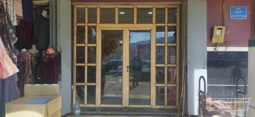  2 Vitrine 