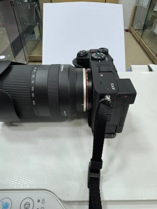Appareille photo Sony alpha 7c mark II avec objectif tamron 28-200mm 