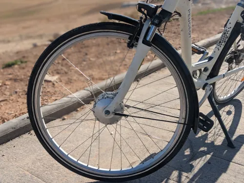 Velo electric Peugeot ec03 sans chargeur 