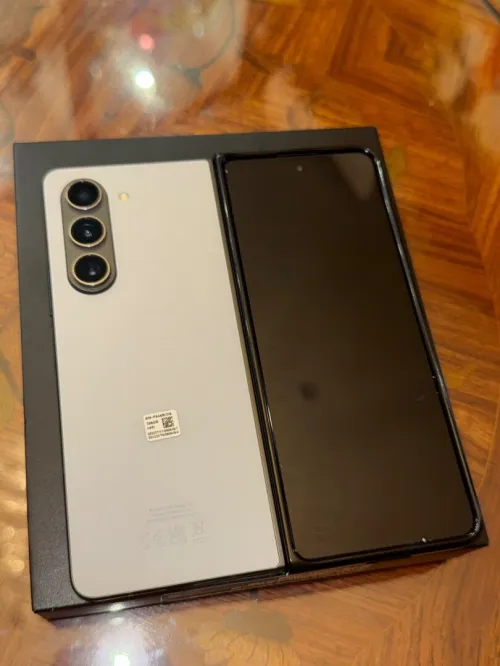 Samsung galaxy Z FOLD 5 