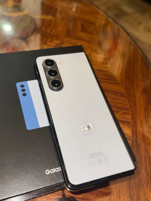Samsung galaxy Z FOLD 5 