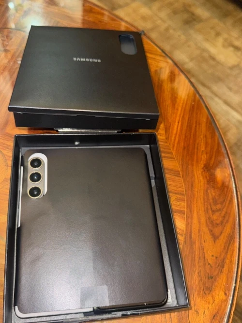 Samsung galaxy Z FOLD 5 