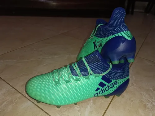 Soulier adidas