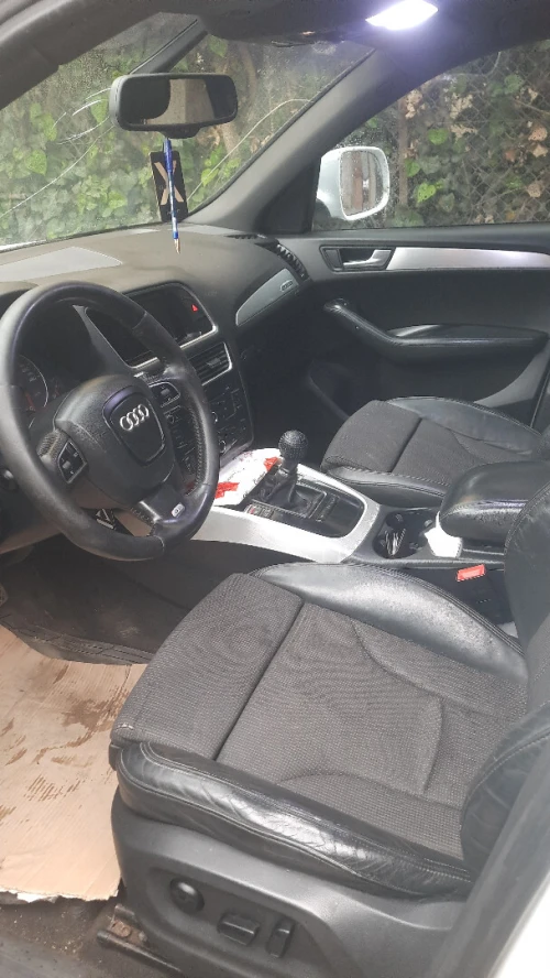Audi Q5 2011 S Line Pack Tech